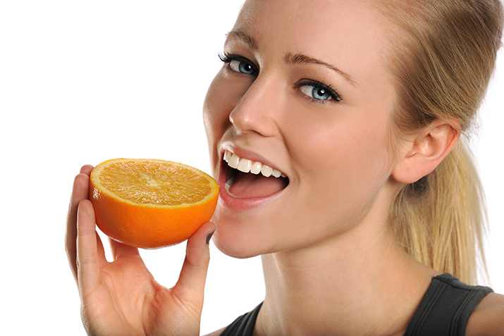 Jedzenie pomarańczy – sposób na przesilenie wiosenne